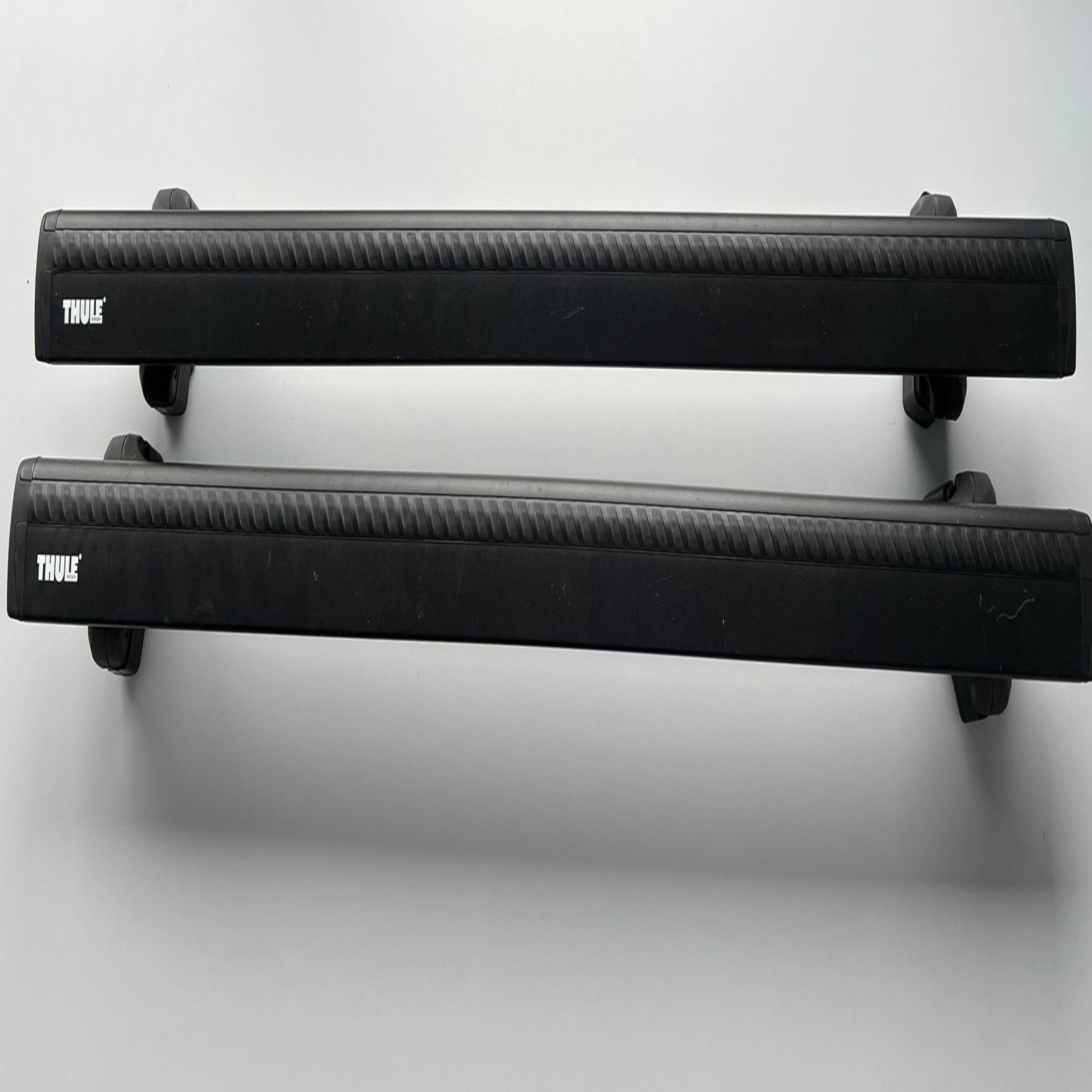 THULE Dachträger Rapid System 753 2x THULE Trägerschienen + 4 THULE Füße Infiniti Q30